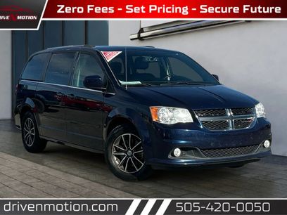 Used 2017 Dodge Grand Caravan SXT w/ Driver Convenience Group