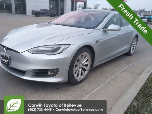 Used 2017 Tesla Model S AWD image 8