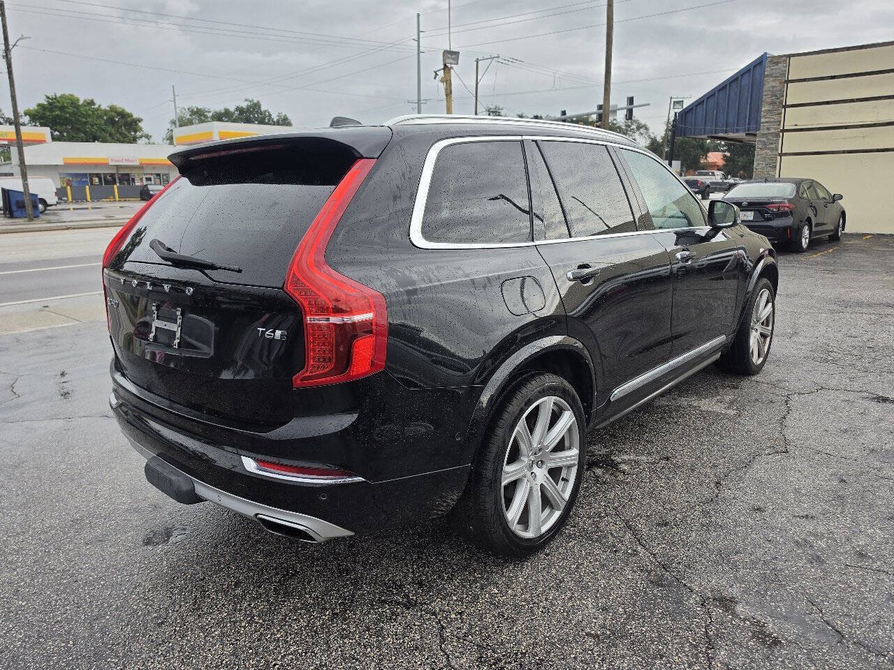 Used 2017 Volvo XC90 T6 Inscription w/ Vision Package AWD/4WD image 5