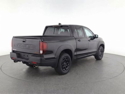 Used 2025 Honda Ridgeline TrailSport+ image 4