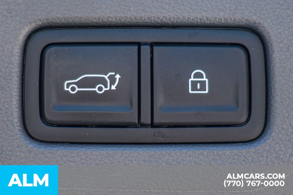 Used 2026 Hyundai Santa Fe SEL FWD image 24