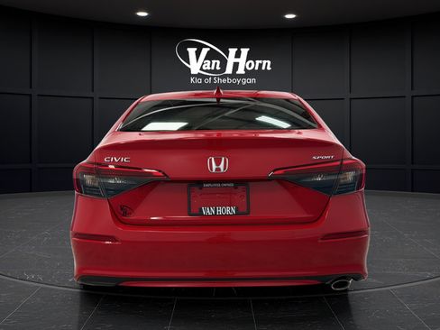 Used 2024 Honda Civic Sport image 4