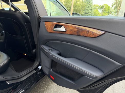 Used 2014 Mercedes-Benz CLS 550 4MATIC image 25