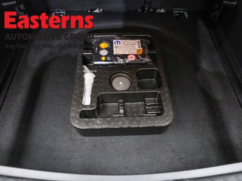 Used 2020 Jeep Compass Latitude w/ Popular Equipment Group AWD/4WD image 9