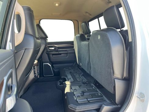 Used 2022 RAM 2500 Laramie AWD/4WD image 29
