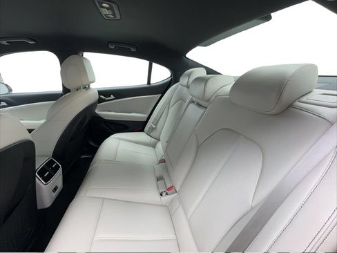 Used 2024 Genesis G70 2.5T AWD/4WD image 24
