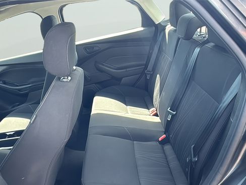 Used 2017 Ford Focus S FWD image 33