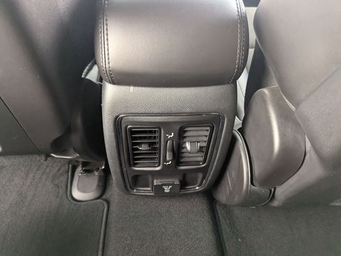 Used 2020 Jeep Grand Cherokee Altitude image 26