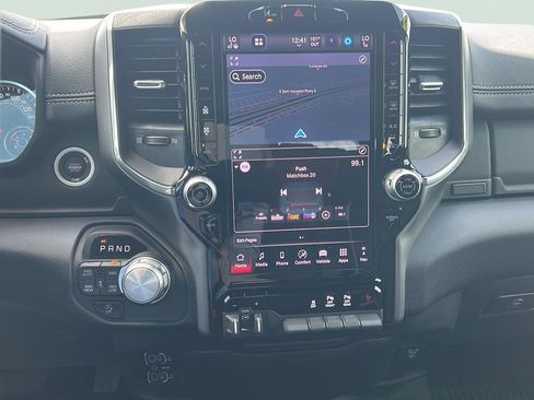 Used 2025 RAM 1500 Laramie w/ Laramie Southwest Edition AWD/4WD image 14