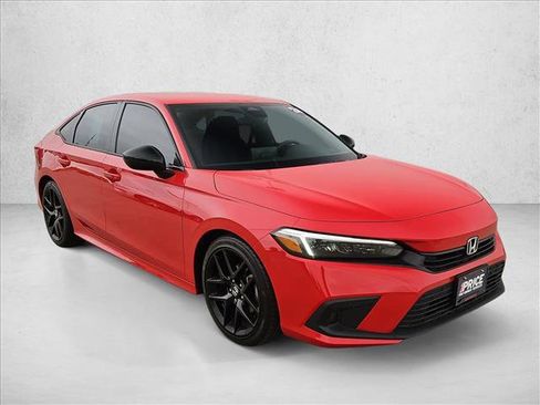 Used 2024 Honda Civic Sport image 3