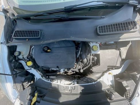 Used 2018 Ford Escape SE FWD image 20