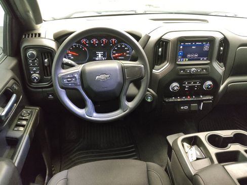 Used 2022 Chevrolet Silverado 1500 Custom Trail Boss AWD/4WD image 22