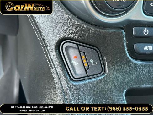 Used 2020 Chevrolet Suburban LT image 27