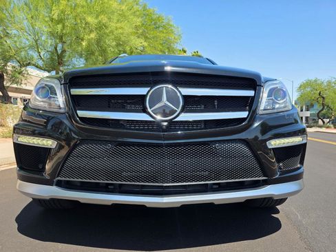 Used 2015 Mercedes-Benz GL 63 AMG 4MATIC image 10