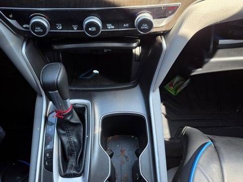 Used 2020 Honda Accord EX image 23