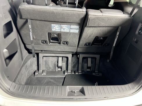 Used 2024 Kia Carnival SX FWD image 26