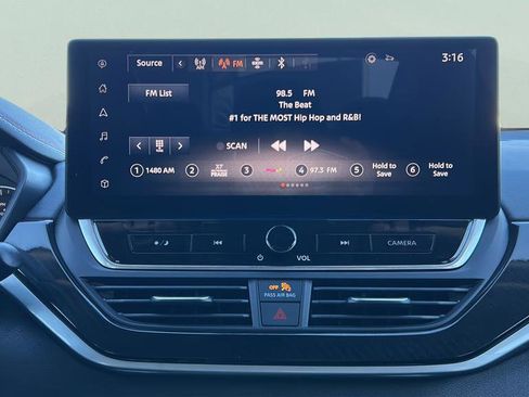 Used 2024 Nissan Altima 2.5 SR w/ SR Premium Package image 28