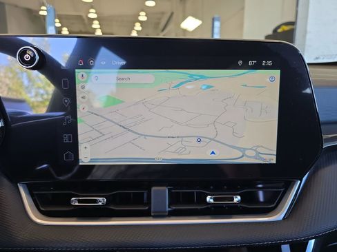 New 2025 Chevrolet Equinox LT image 14