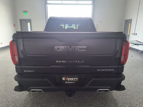 Used 2023 GMC Sierra 1500 Denali Ultimate AWD/4WD image 4