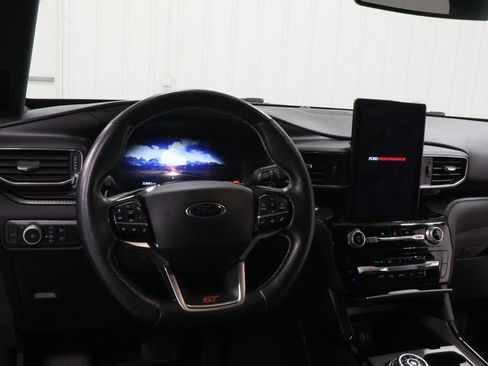 Used 2021 Ford Explorer ST w/ Premium Technology Package image 9