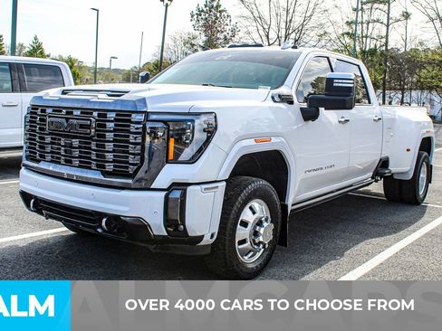 Used 2024 GMC Sierra 3500 Denali Ultimate image 3