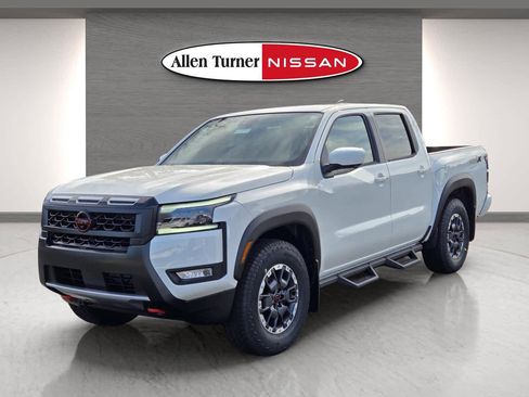 New 2026 Nissan Frontier Pro-X w/ Pro-X Convenience Package image 3