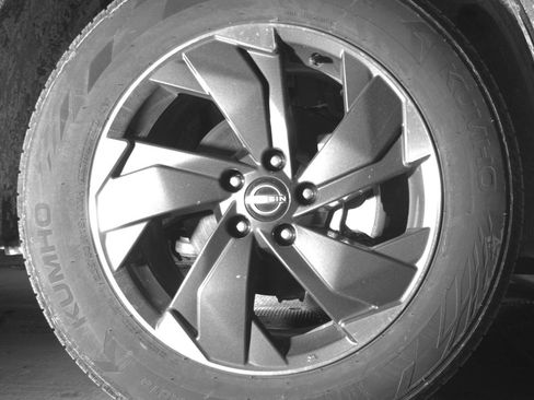 Used 2025 Nissan Rogue SV AWD/4WD image 13