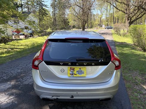 Used 2015 Volvo V60 T5 Premier AWD/4WD image 4