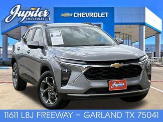Certified 2025 Chevrolet Trax LT w/ Driver Confidence Package FWD 360° Tour