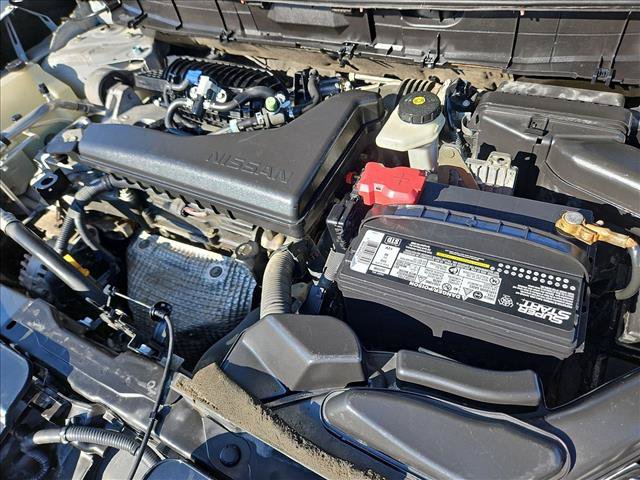 Used 2014 Nissan Rogue SV FWD image 22