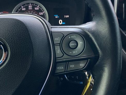 Used 2020 Toyota Corolla SE FWD image 17