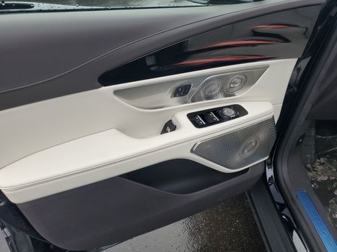 New 2026 Lincoln Nautilus Black Label w/ Jet Appearance Package image 8