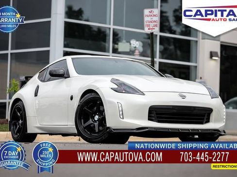 Used 2016 Nissan 370Z Touring RWD image 1