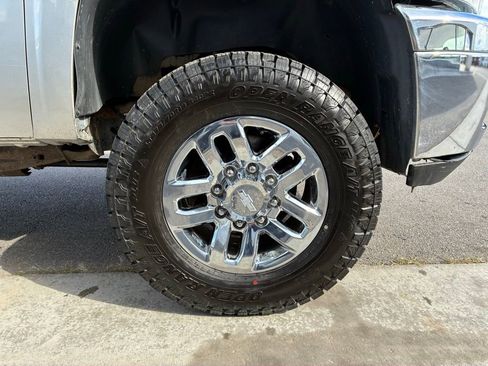 Used 2014 Chevrolet Silverado 3500 LT w/ Interior Plus Package AWD/4WD image 38