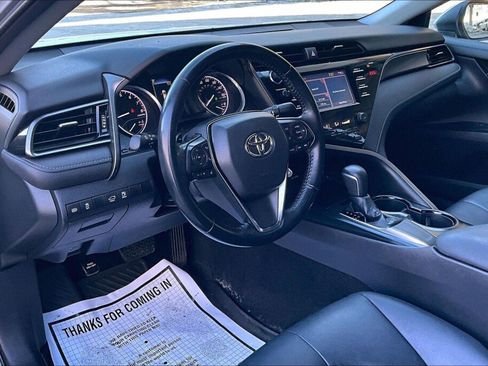 Used 2019 Toyota Camry LE image 10