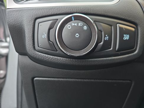 Used 2022 Ford Edge SE w/ Black Appearance Package AWD/4WD image 25