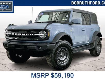 New 2025 Ford Bronco Outer Banks w/ Sasquatch Package