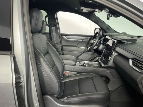 Used 2024 GMC Acadia Elevation w/ Super Cruise Package image 31