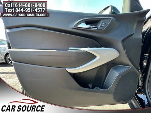 Used 2024 Chevrolet Trax RS w/ Driver Confidence Package FWD image 17