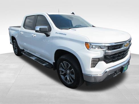 Certified 2023 Chevrolet Silverado 1500 LT w/ Leather Package AWD/4WD image 7