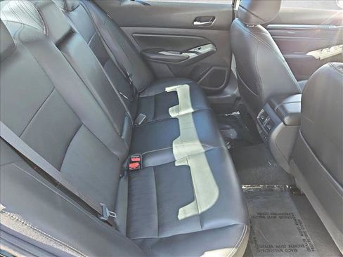 Used 2019 Nissan Altima 2.5 Platinum image 27