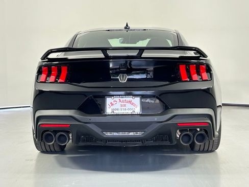 Used 2025 Ford Mustang Dark Horse image 6