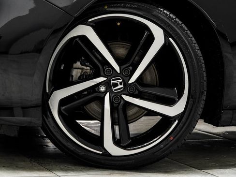 Used 2021 Honda Accord Sport image 3