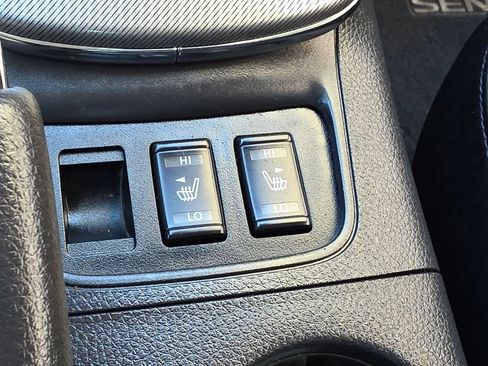 Used 2015 Nissan Sentra SR FWD image 24