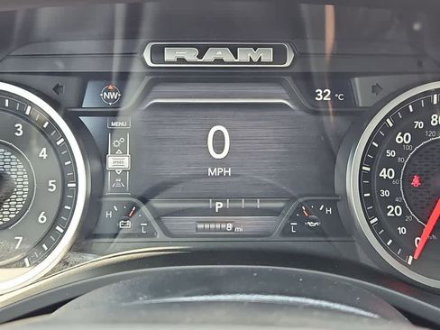 New 2026 RAM 1500 Express AWD/4WD image 32