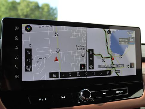 Used 2025 Mitsubishi Outlander SEL FWD image 7