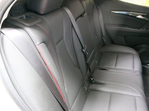 Used 2023 Buick Envision Essence w/ Sport Touring Package AWD/4WD image 9