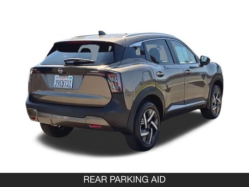 Used 2026 Nissan Kicks SV FWD image 9