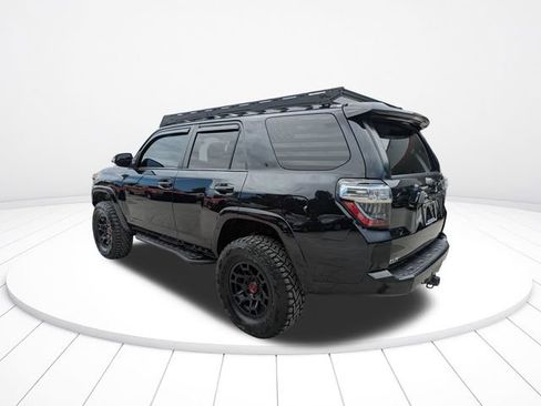 Used 2021 Toyota 4Runner Venture w/ Moonroof Package AWD/4WD image 6
