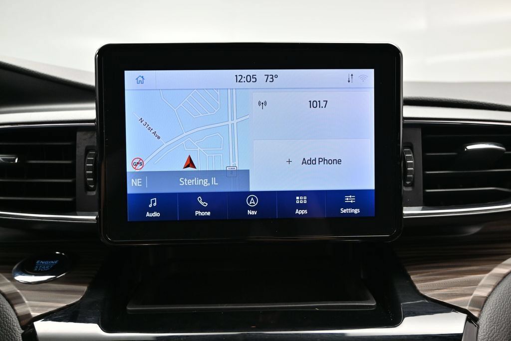 Used 2023 Ford Explorer Limited AWD/4WD image 23